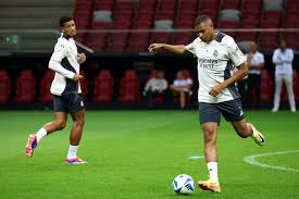 中期充分利 中期充分利